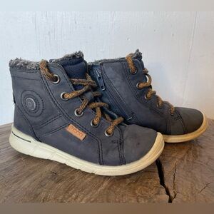 Ecco shoe Sz 26